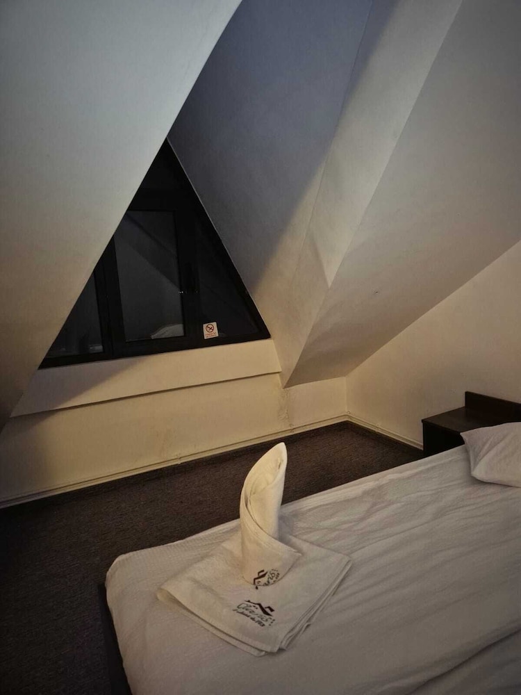 Hotel Claris Valiug