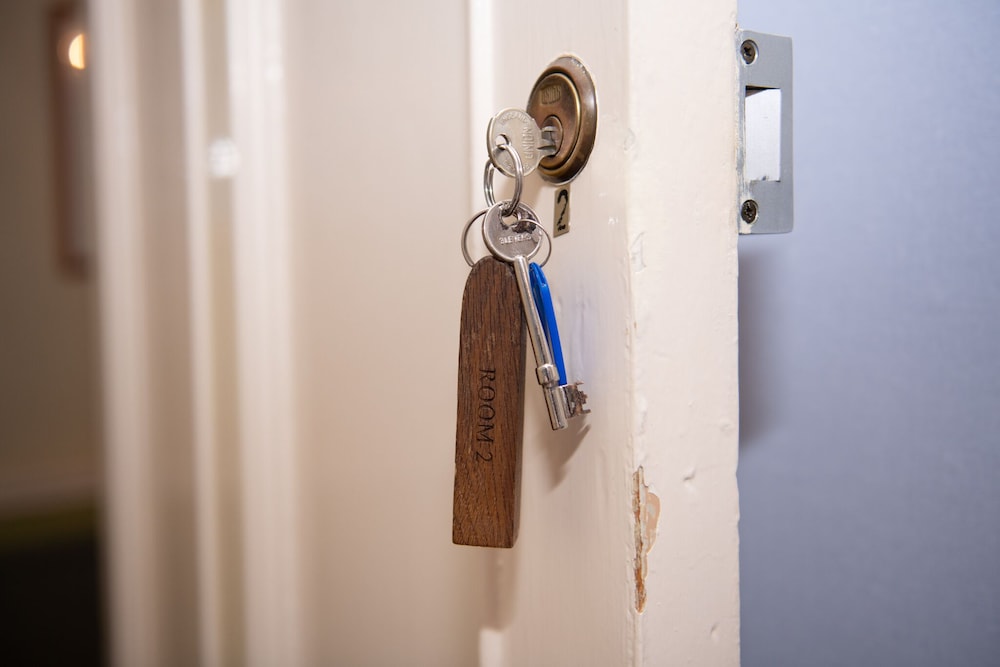 Milton House Studio Apartment Suites