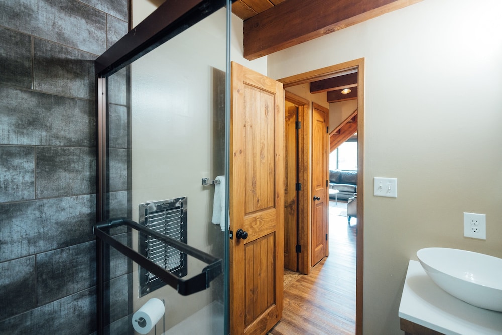 The Refugio #2552
