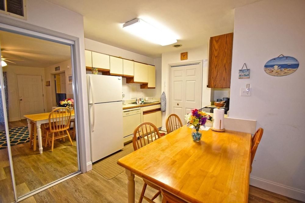 Club Ocean Villas 58 2 Br condo by RedAwning