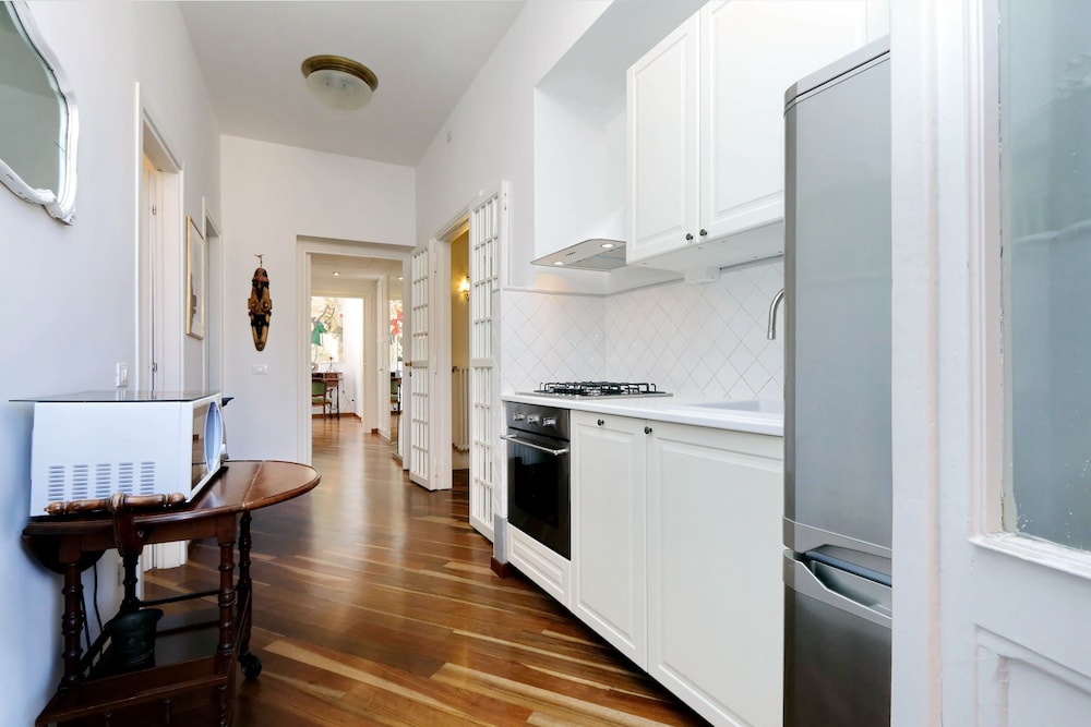 Pelliccia - WR Apartments