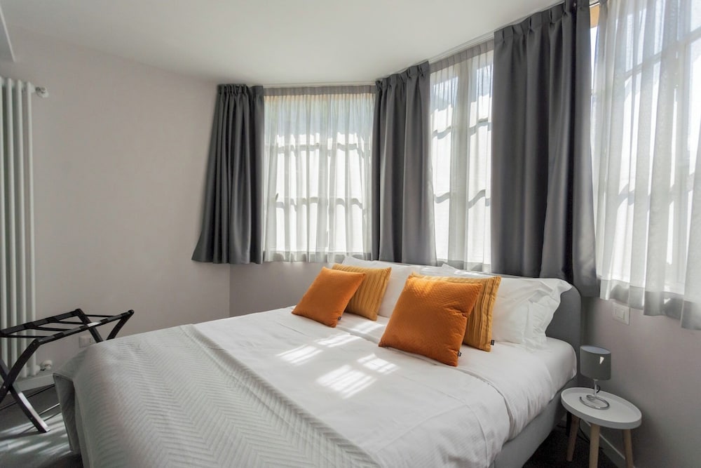Sant'Agostino Apartments by Rent all Como