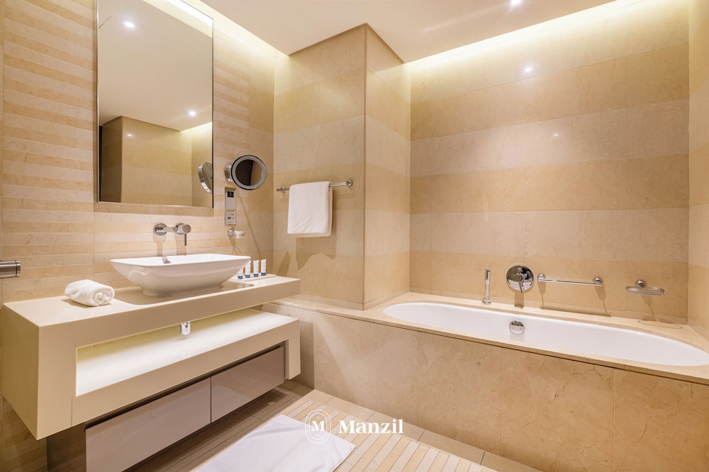 Manzil-Lux 1BR Apt near top attractions
