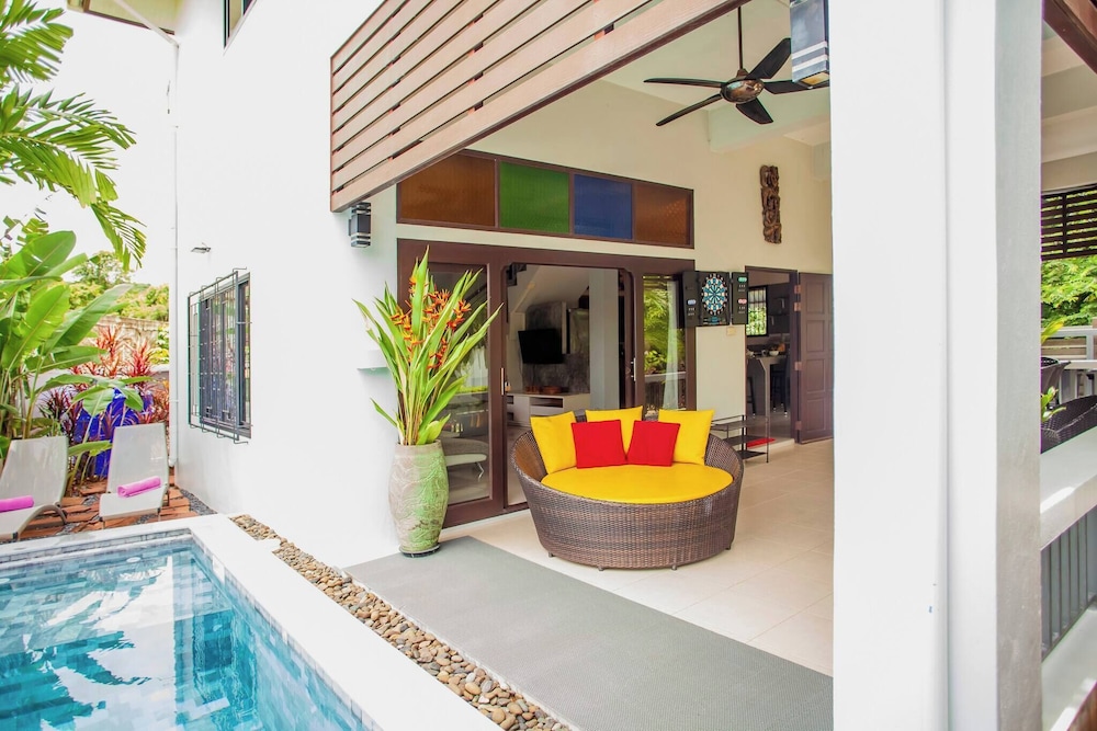 150 m From a Paradise Beach 3 Bedrooms Pool