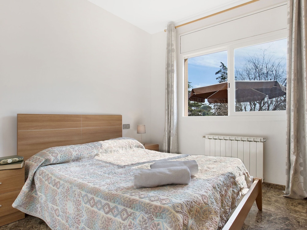 Modern Villa in Canyelles With Private Swimming Pool photo 4