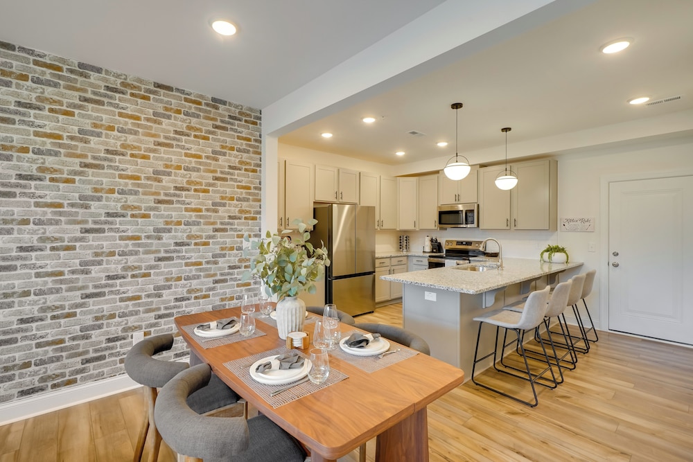 Modern Downtown Apt w/ Balcony in Wake Forest!