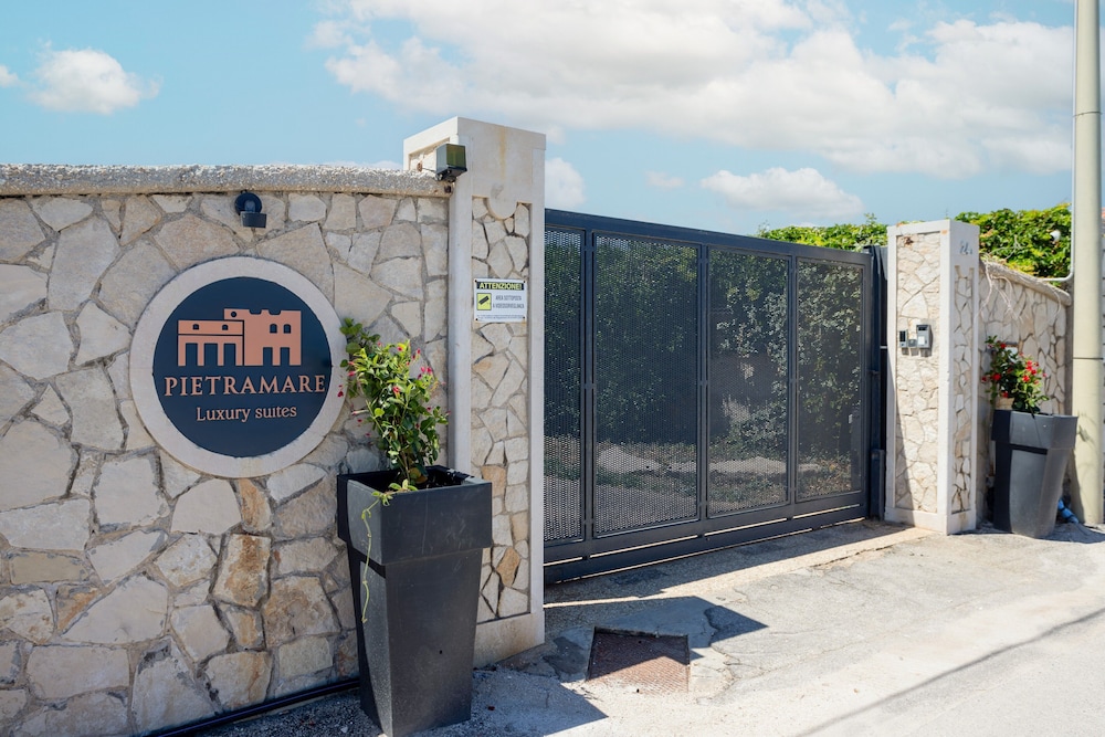 Pietramare Luxury suites