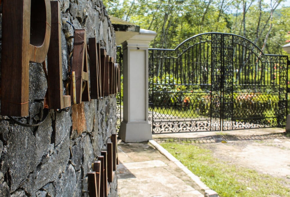 Plantation Villa Ayurveda Yoga Resort