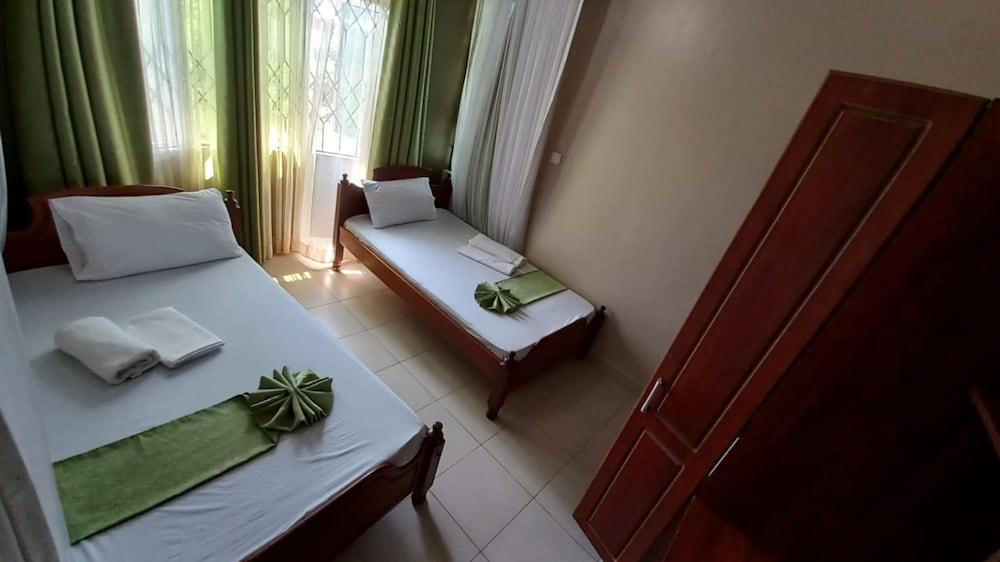 Sunset Paradise Holiday Homes By Blodrif view 2