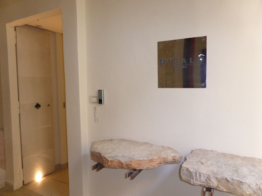 Micalò ArtRooms