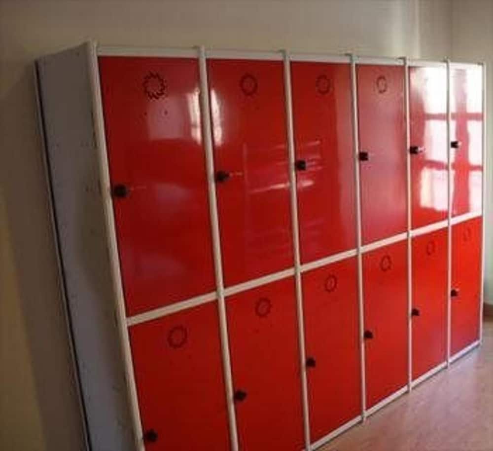 Albergue Santa Ana - Hostel