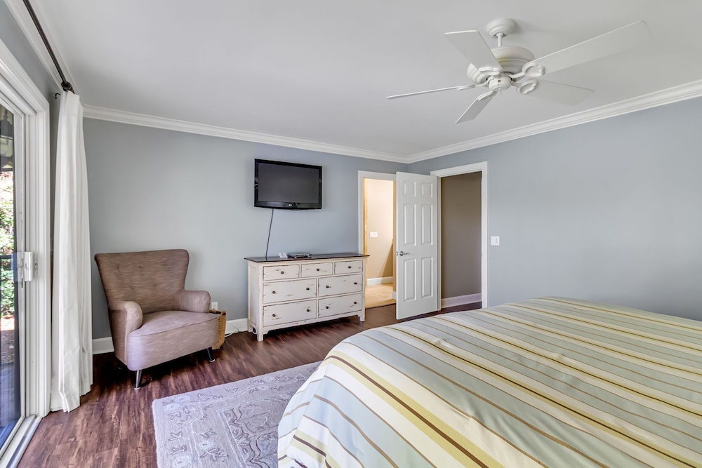 5 Battery Road at The Sea Pines Resort