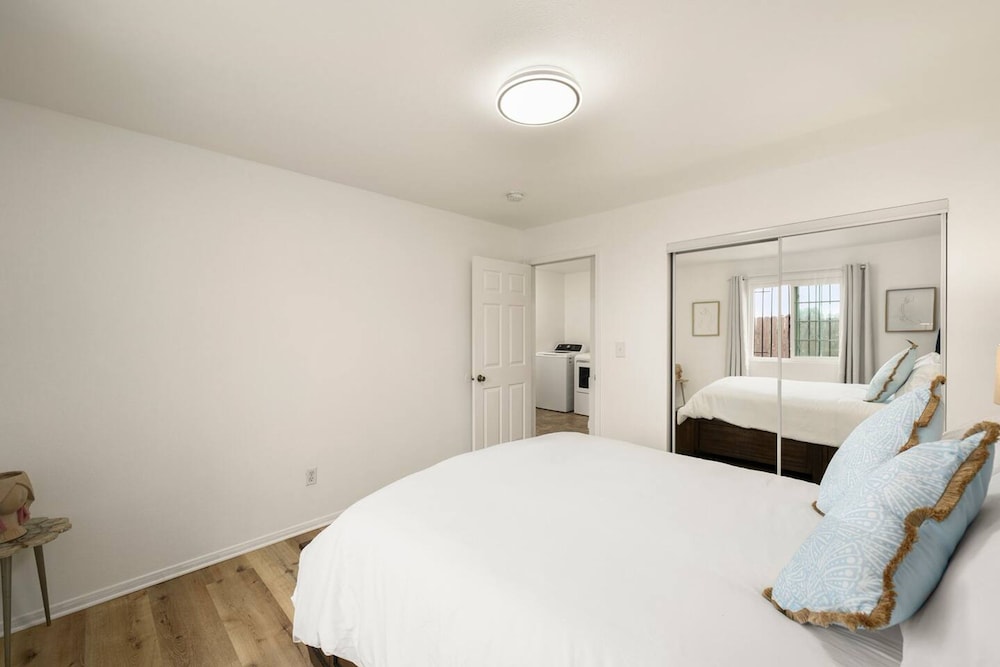 Lanzit Bnb - 35 Percent off June Low Fees