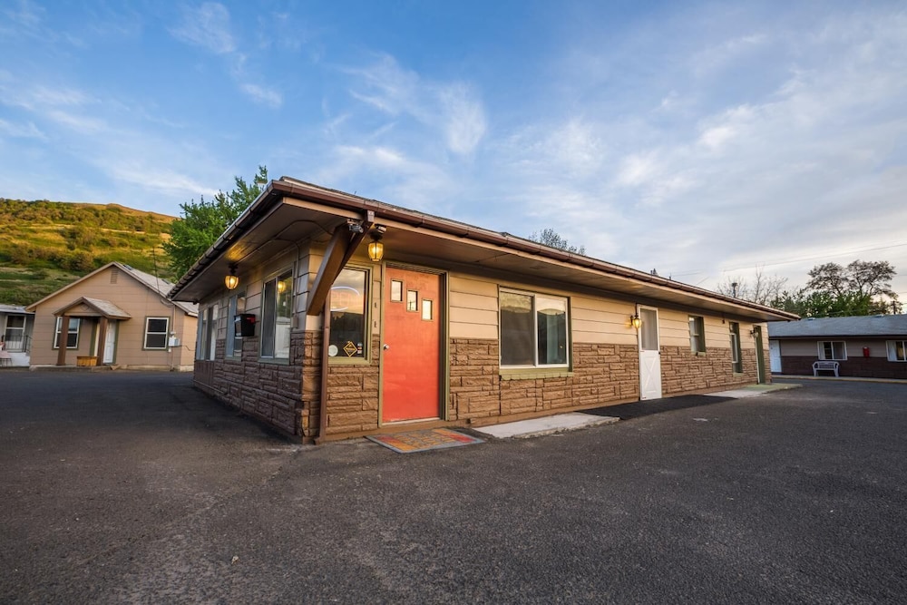 Dayton Motel
