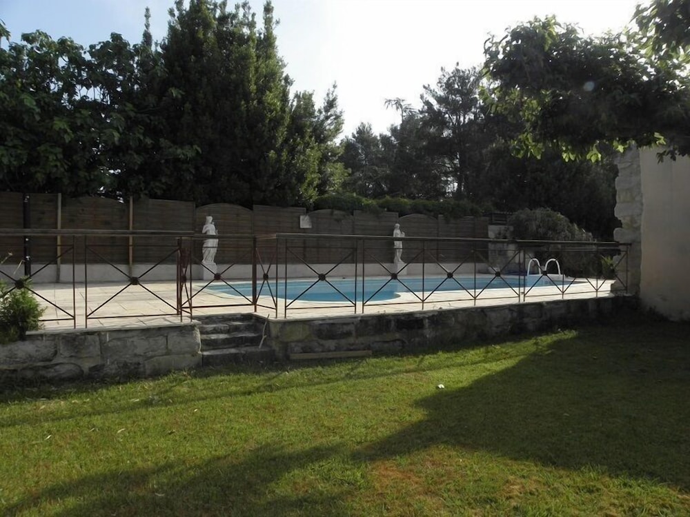 Photo 16