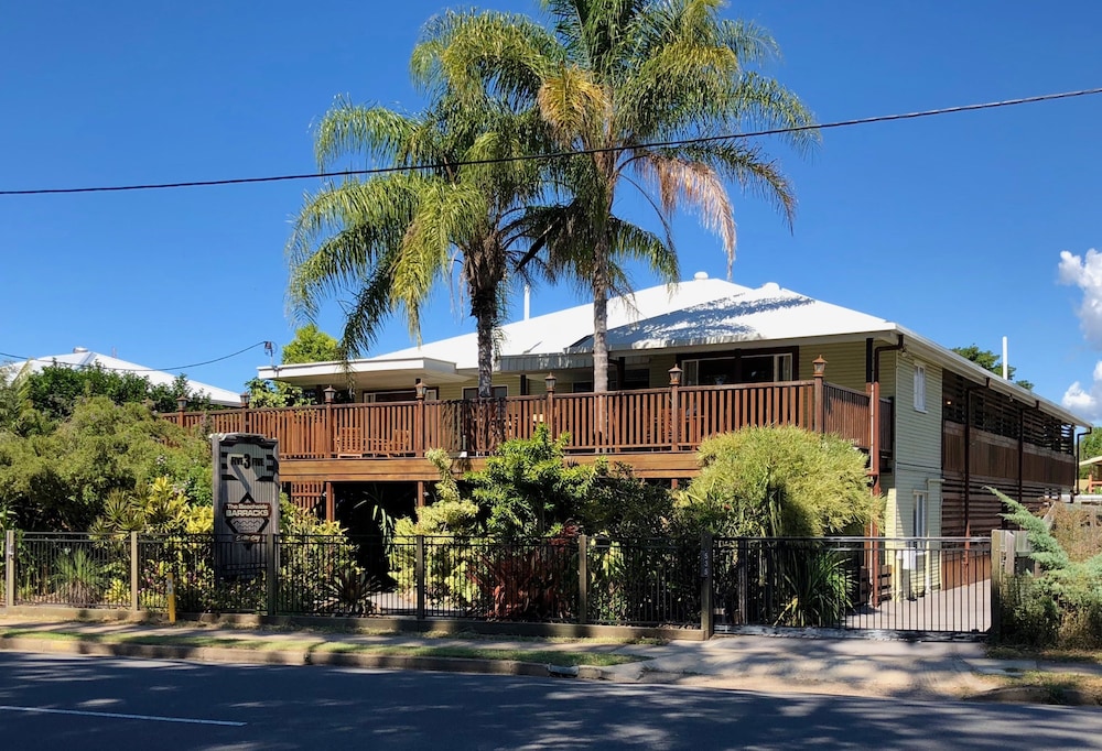 Five 3 Five - The Beachside Barracks