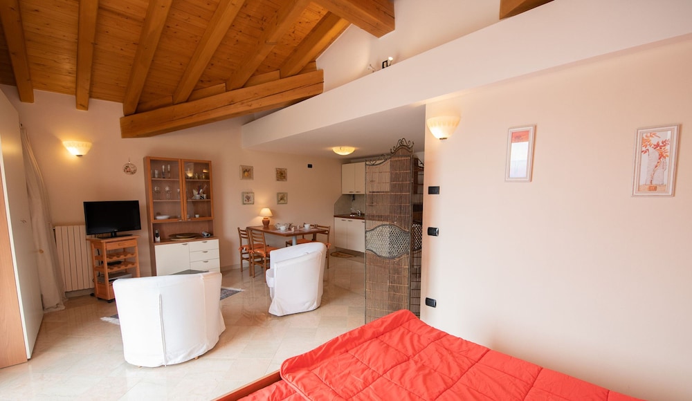 Feeling House - Appartamento Magico Lago