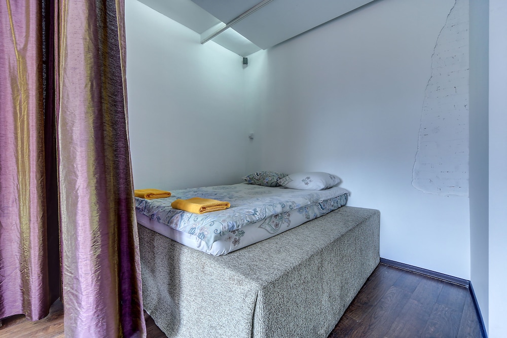 STN Apartments on Karavannaya