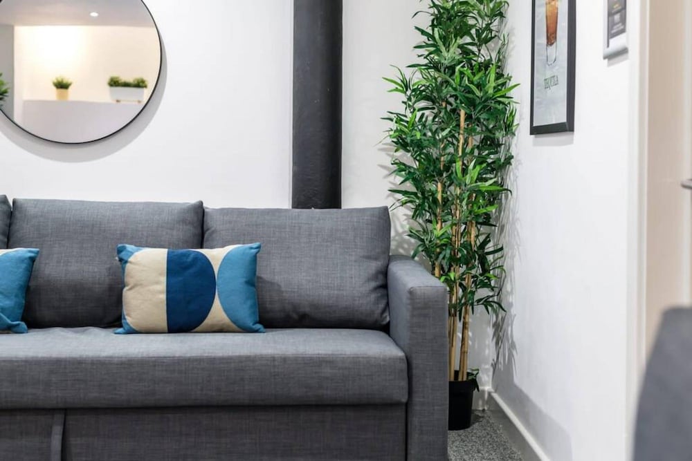 Host Apartments Fleet Nightlife I