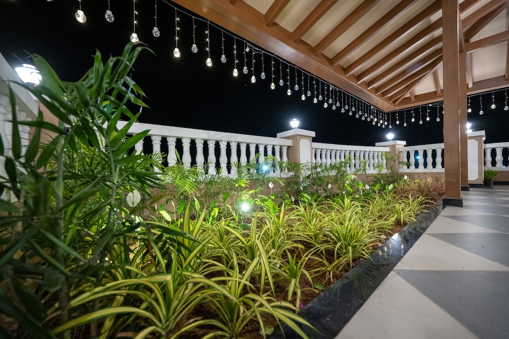 Alang Cottage By Kaz Stays