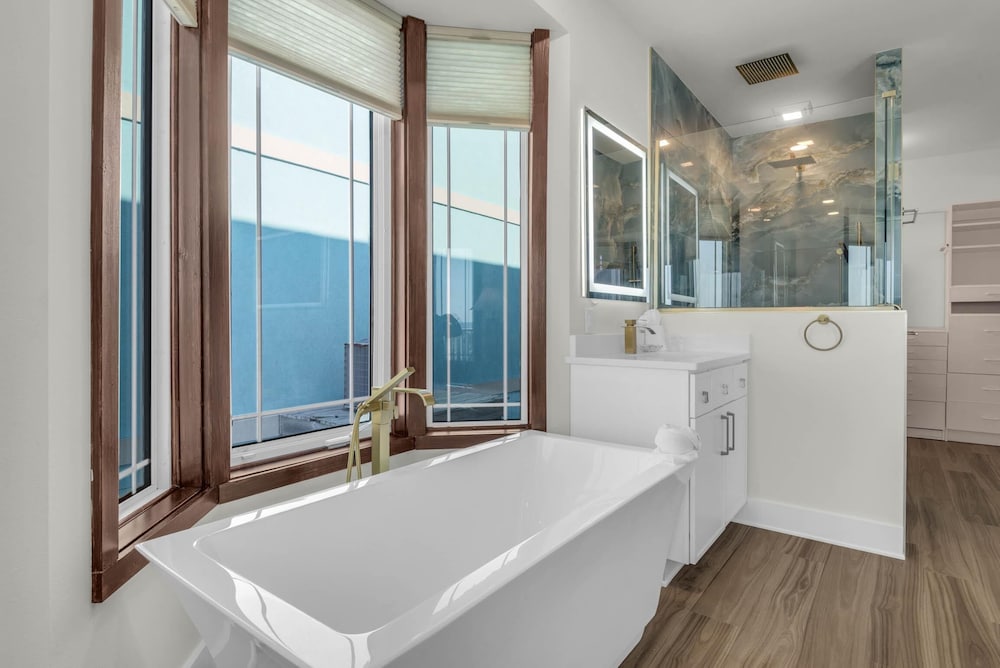 The Gulfview Grandeur