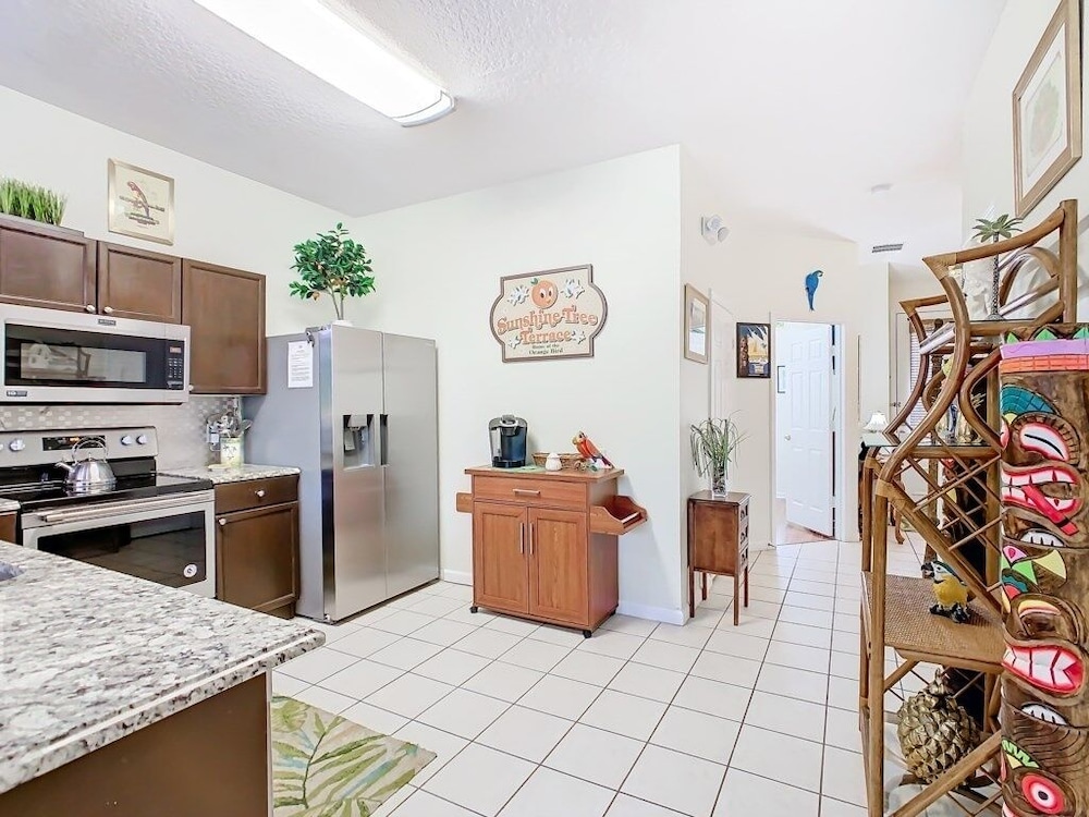 Themed 3-Bedroom Townhome w/Private Pool Near Disney - Windsor Palms 3 Townhouse