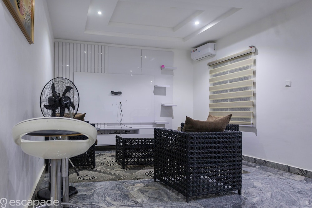 Omega Homes Guesthouse Lifecamp Abuja