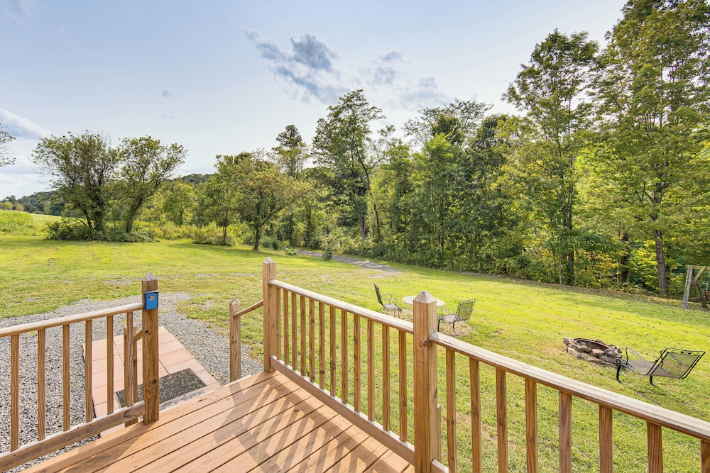 5 Mi to Susquehanna Boating! Secluded Log Cabin