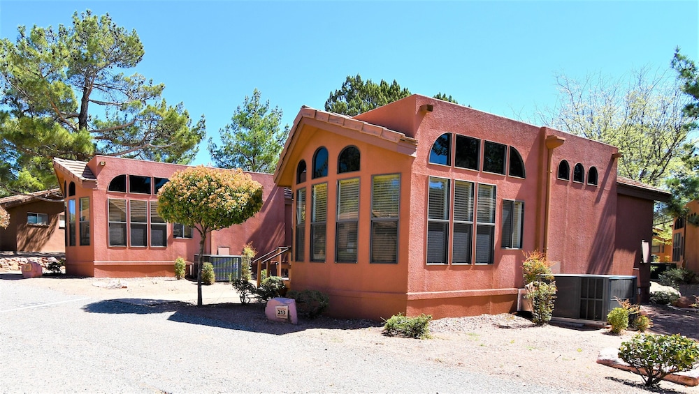 Sedona Pines Resort