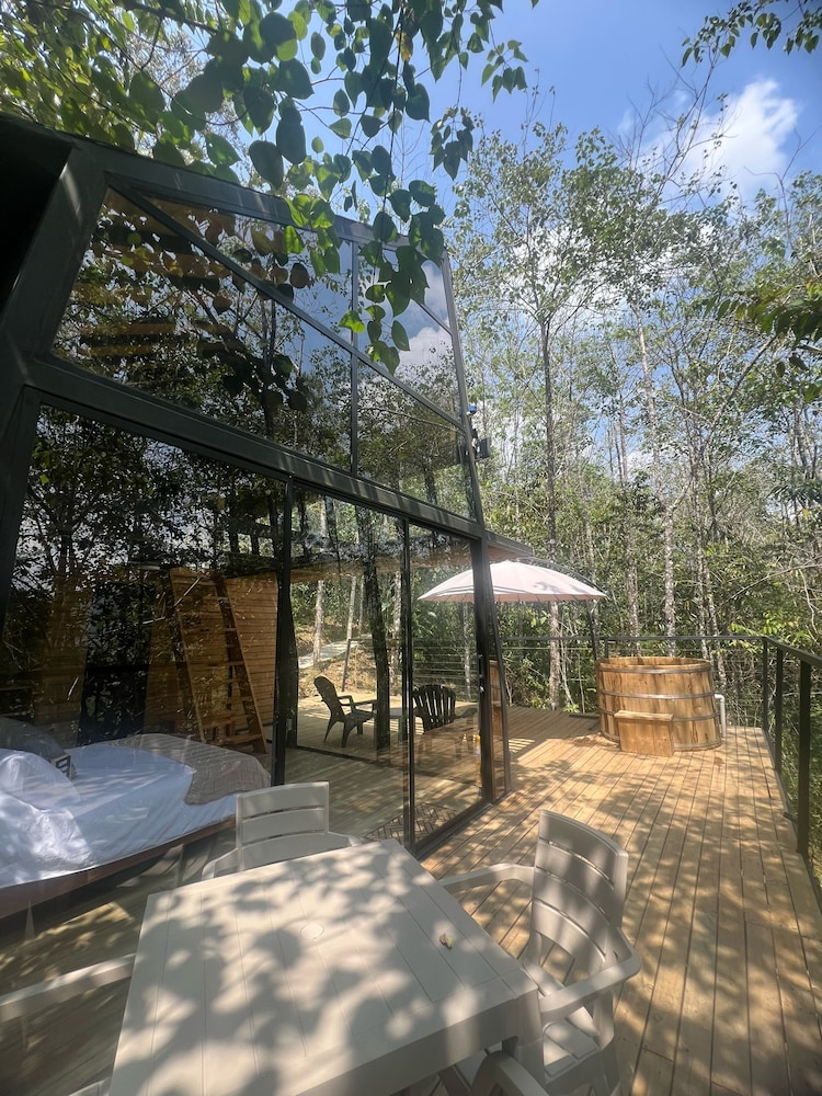 Silvery Bungalows en el Bosque