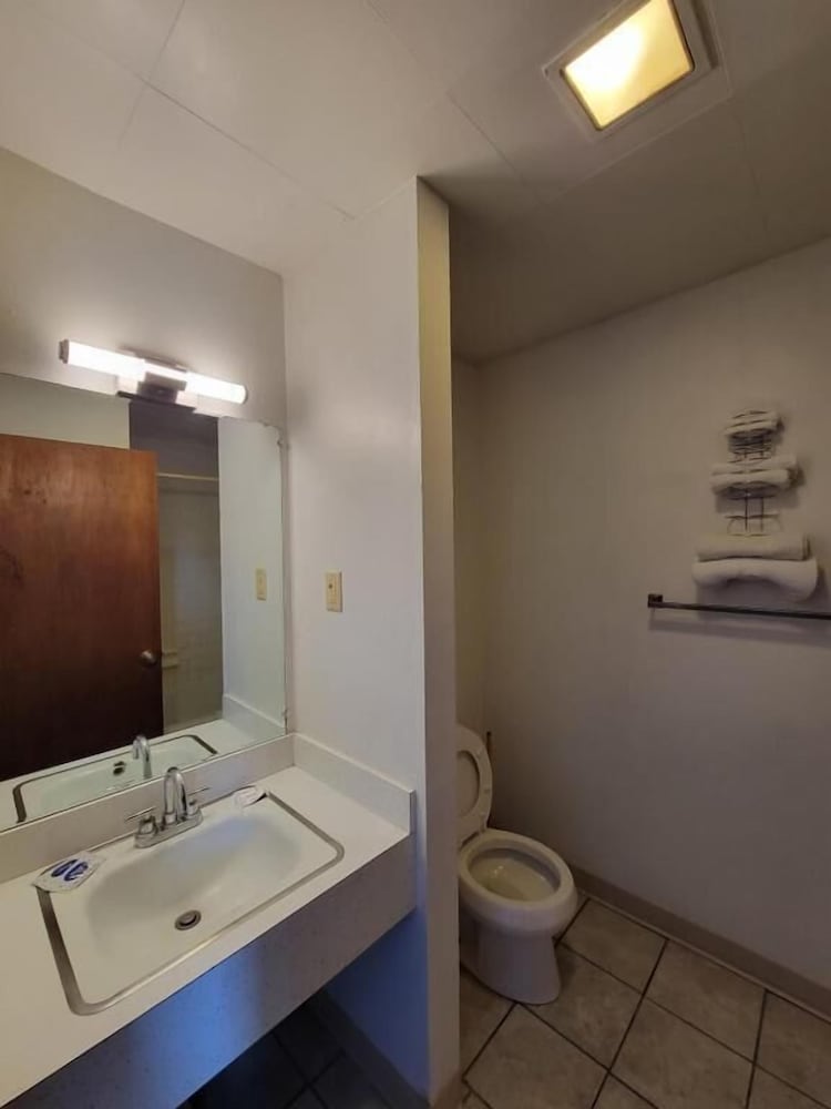 Daniel's Motel