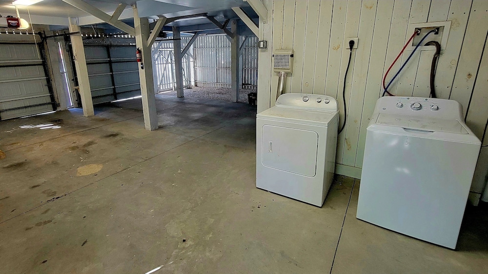 1004 2nd Avenue by Tybee Vacation Rentals