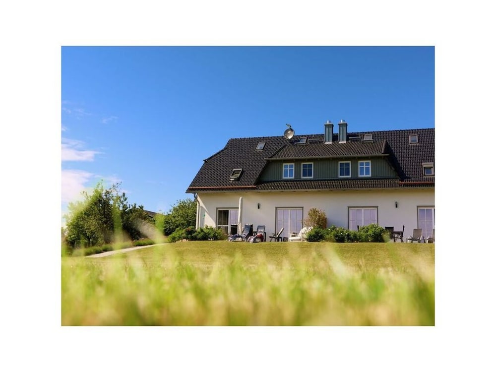 Feuerstein House Monchgut