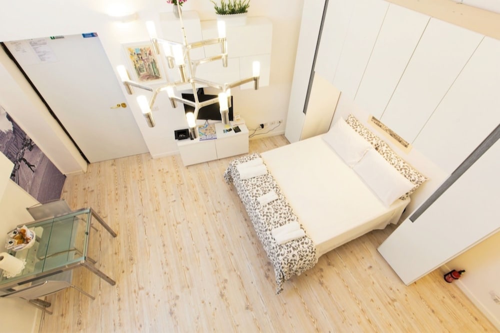 Navona Open Space Aparthotel