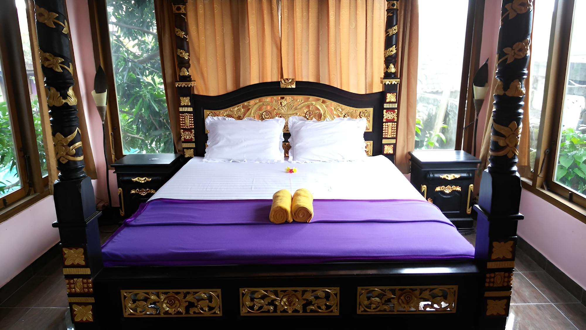 Rona Accomodation