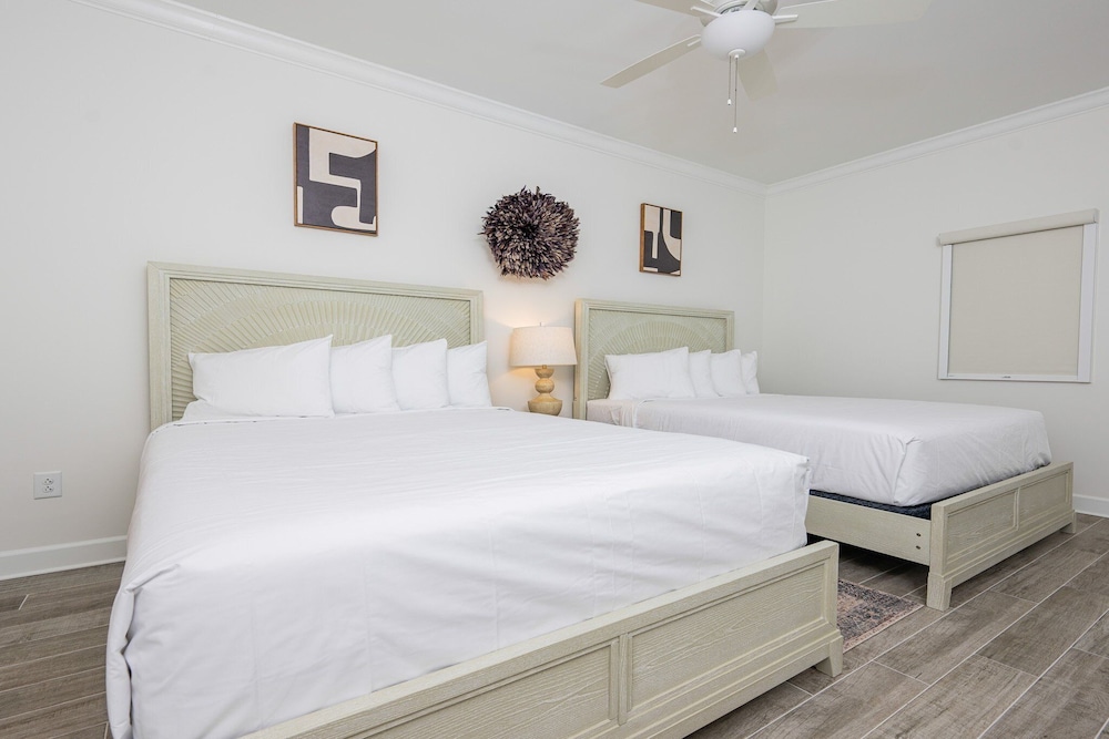 Phoenix Gulf Shores Ii 2002 3 Bedroom Condo