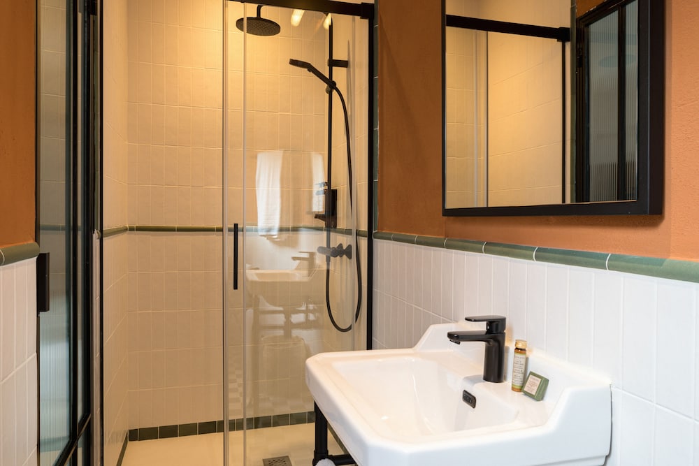 Honest Sevilla Hotel 78