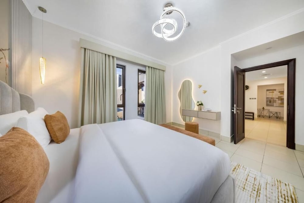 Durrani Homes Zafran Luxe Stay Iconic Burj View