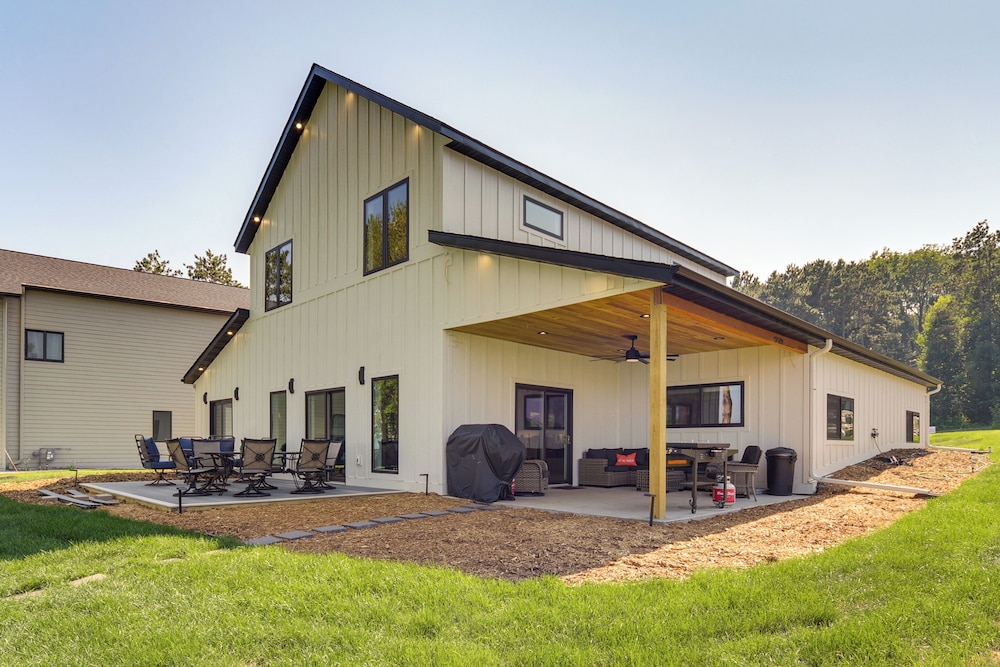 Lake Wapogasset Home w/ Dock: 7 Mi to Amery