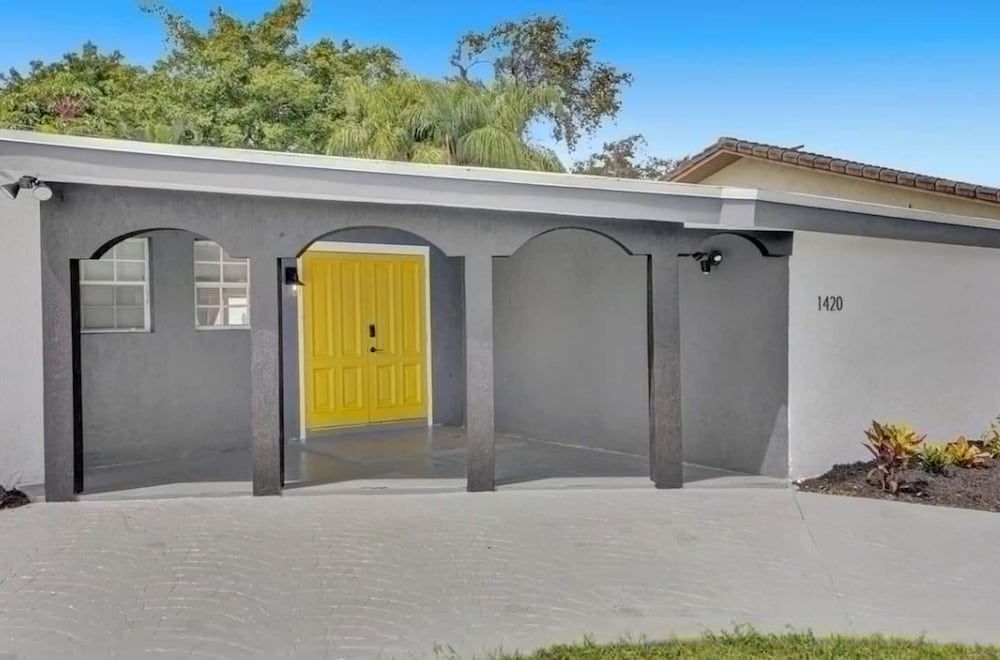 Spacious Home With Heated Pool