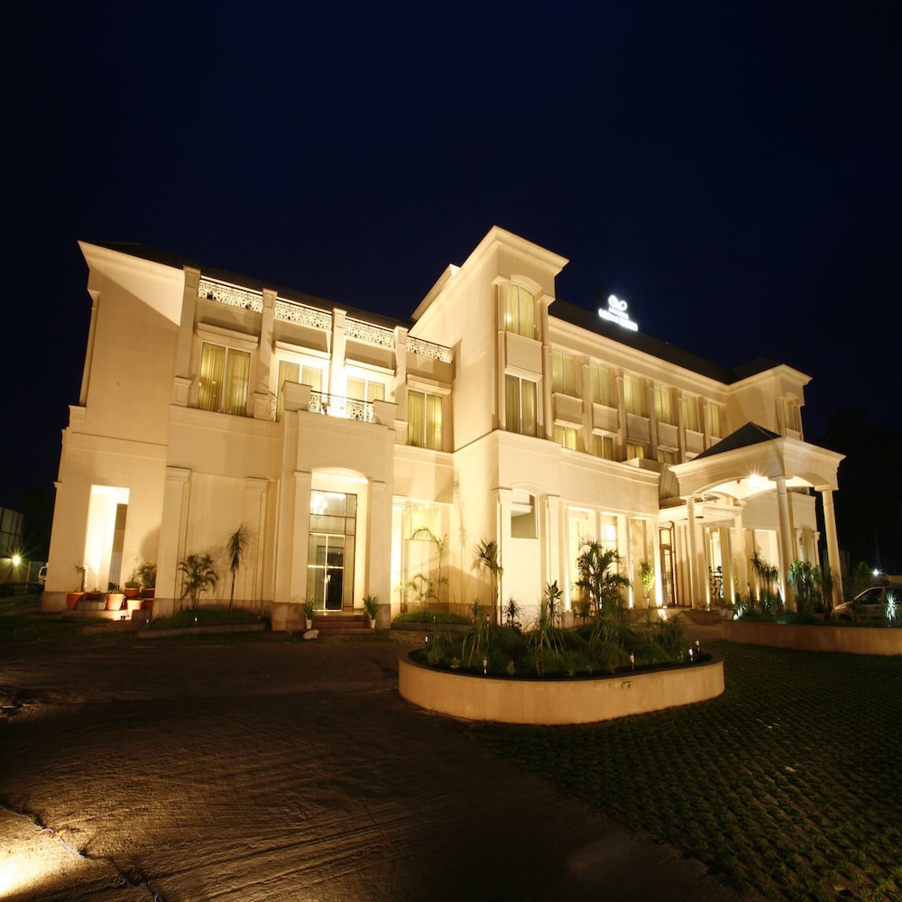 Hotel Ambrosia Sarovar Portico Haridwar - Image 1