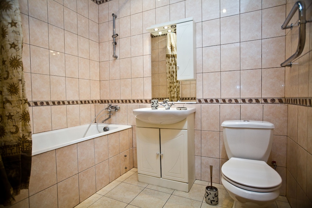 Kvart Boutique Smolenskaya