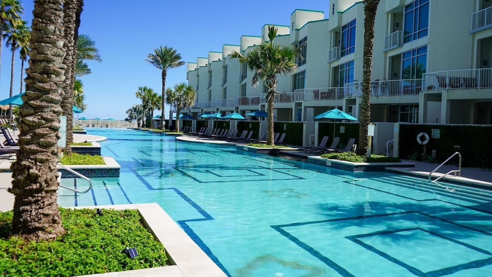 Penthouse Jr Unrivaled Luxury Insane Views 3 Bedroom Apts