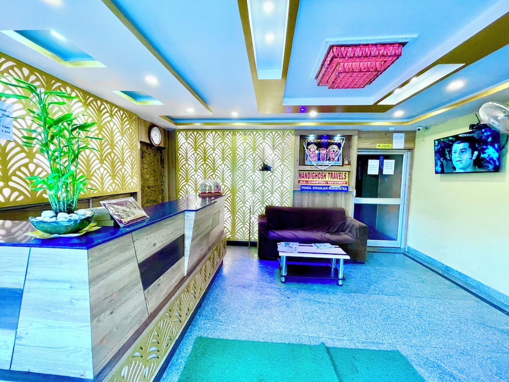 Hotel President Inn -near Temple & Beach