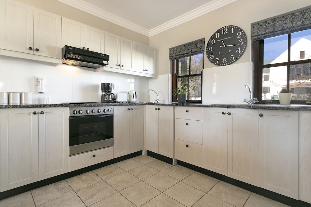 Winelands Golf Lodges at De Zalze