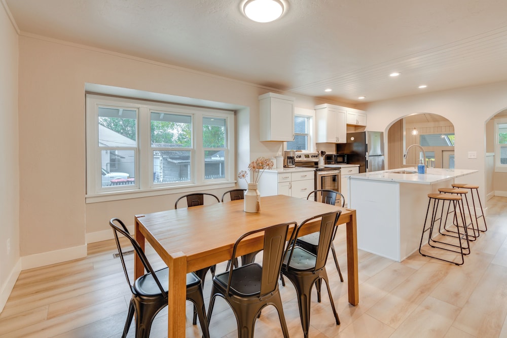 6 Mi to Shoshone Falls Park: Home w/ Game Room! view 3