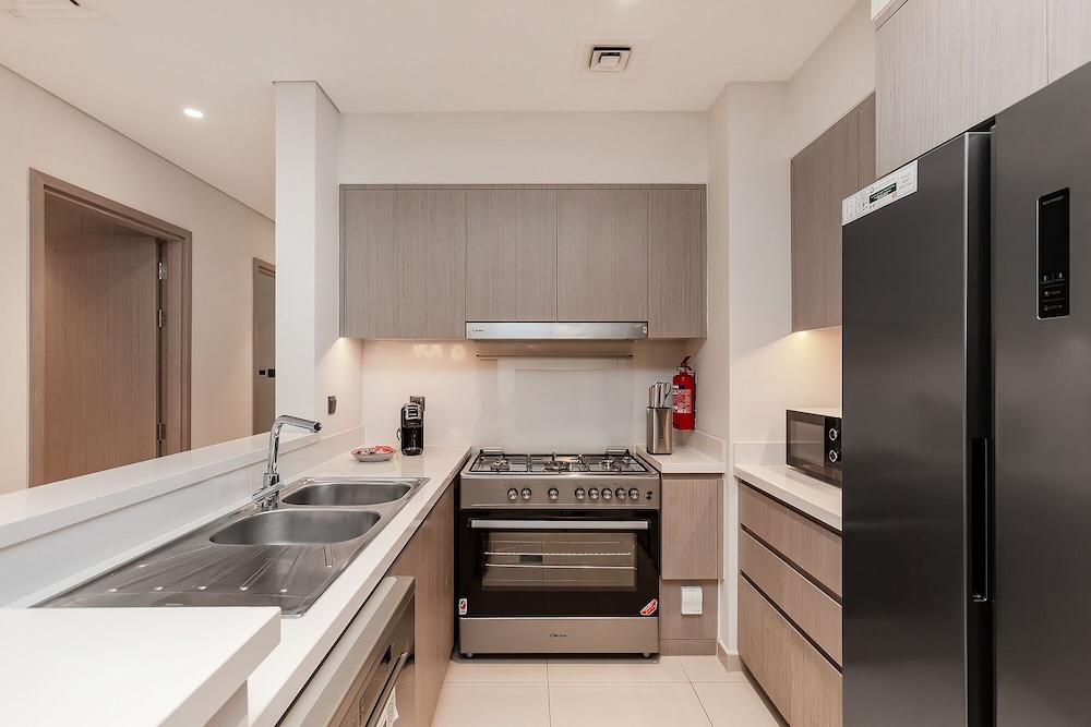 Luxury Burj Khalifa View 4BR