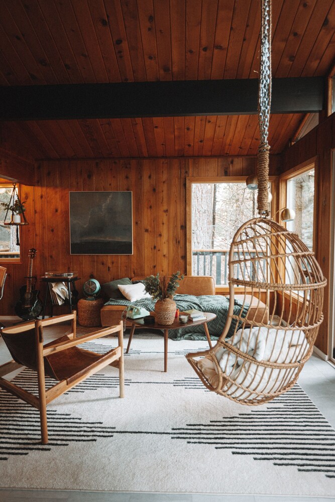 Lightfoot Cabin