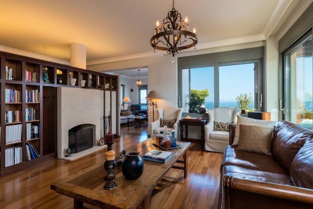 Villa Kalida Stunning Seaview and Relax