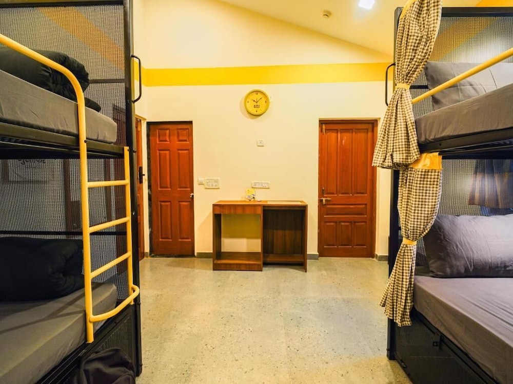 The Hosteller Goa, Anjuna